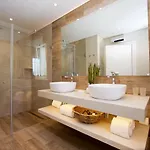 Villa Balaia - Luxury Boutique *